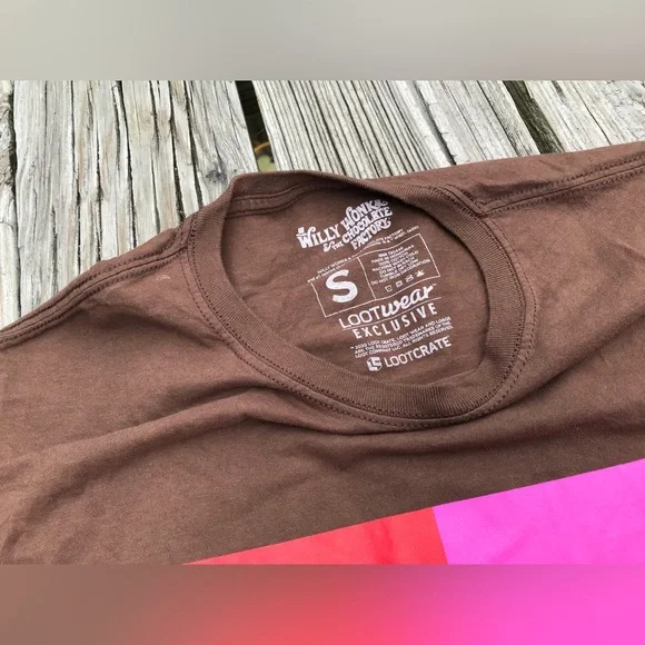 LOOTCRATE Brown WILLY WONKA Graphic Candy Bar Front Logo S Chocolate Factory - Picture 5 of 6